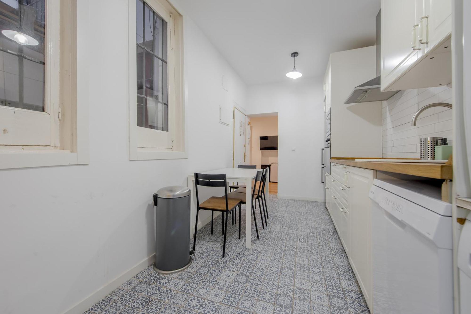 C-cabeza Cool 7 Al Lado De Tirso De Molina E1 Apartament *